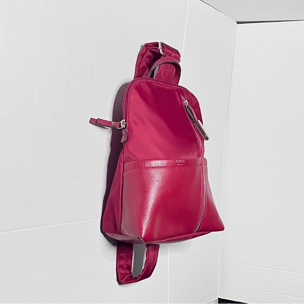 Tutilo Cherry Red Slingback Backpack - image 7